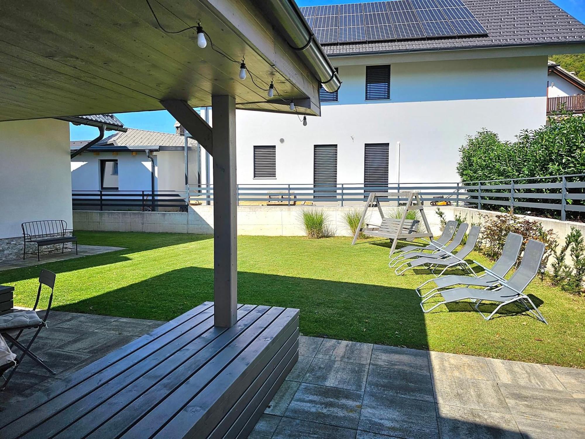 Prima Countryside Apartments Zirovnica Esterno foto